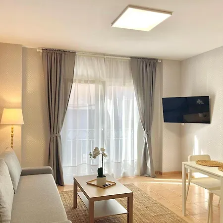 아파트 Oliva Aparts 201 Renovation 2024 *